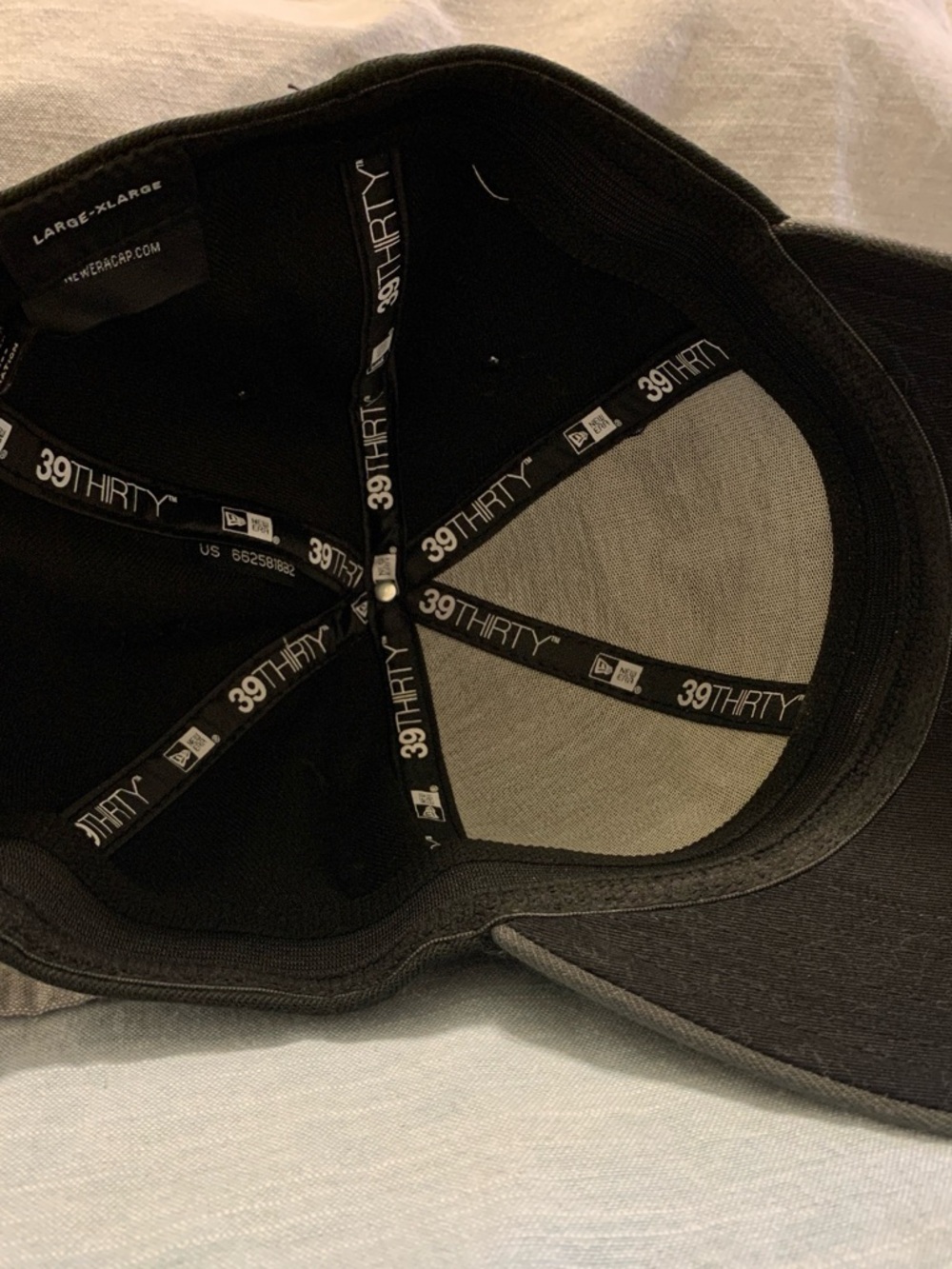 New Era Steelers 39THIRTY Fitted Cap - Picture 8 of 8